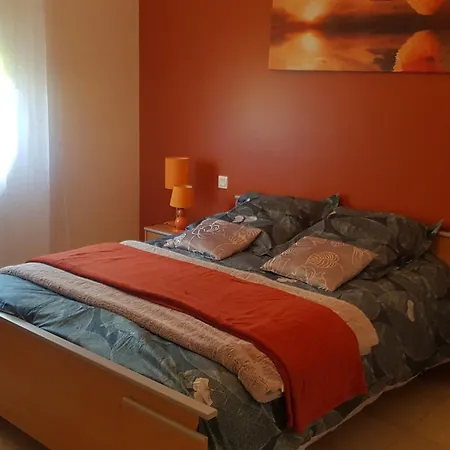 Ferienhaus De Madame Escazeaux